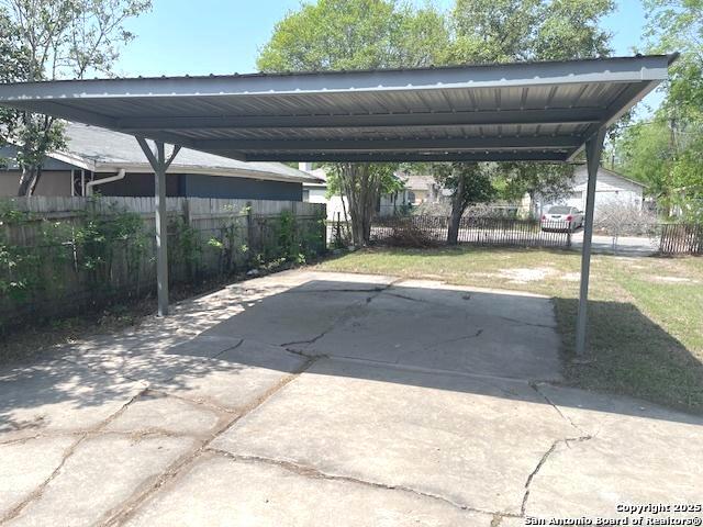 2215 Saint Anthony San Antonio TX 78210