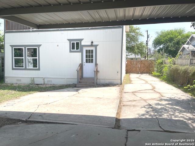 2215 Saint Anthony San Antonio TX 78210