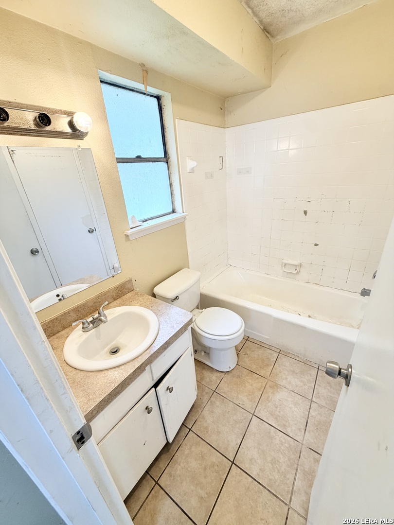 11922 Alamo Blanco Street San Antonio TX 78233