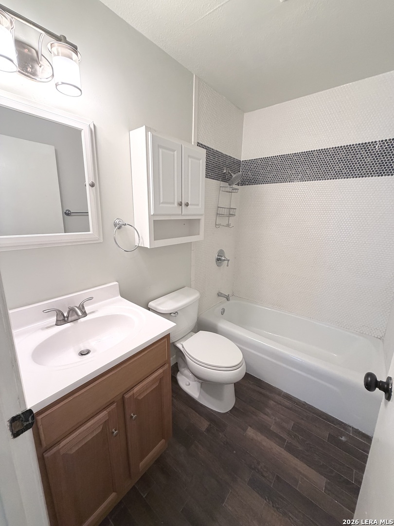 5142 Village Court San Antonio TX 78218