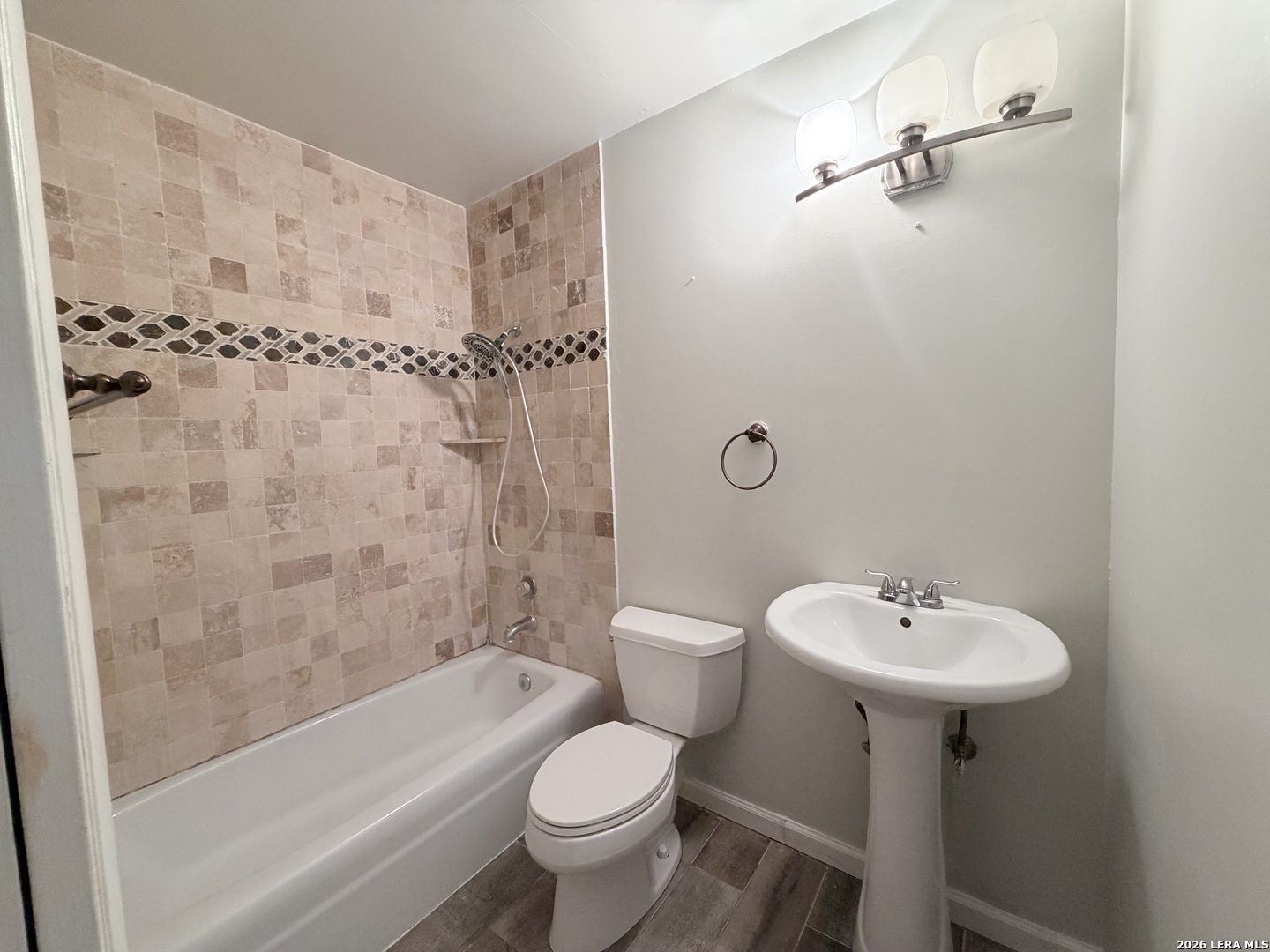 5142 Village Court San Antonio TX 78218