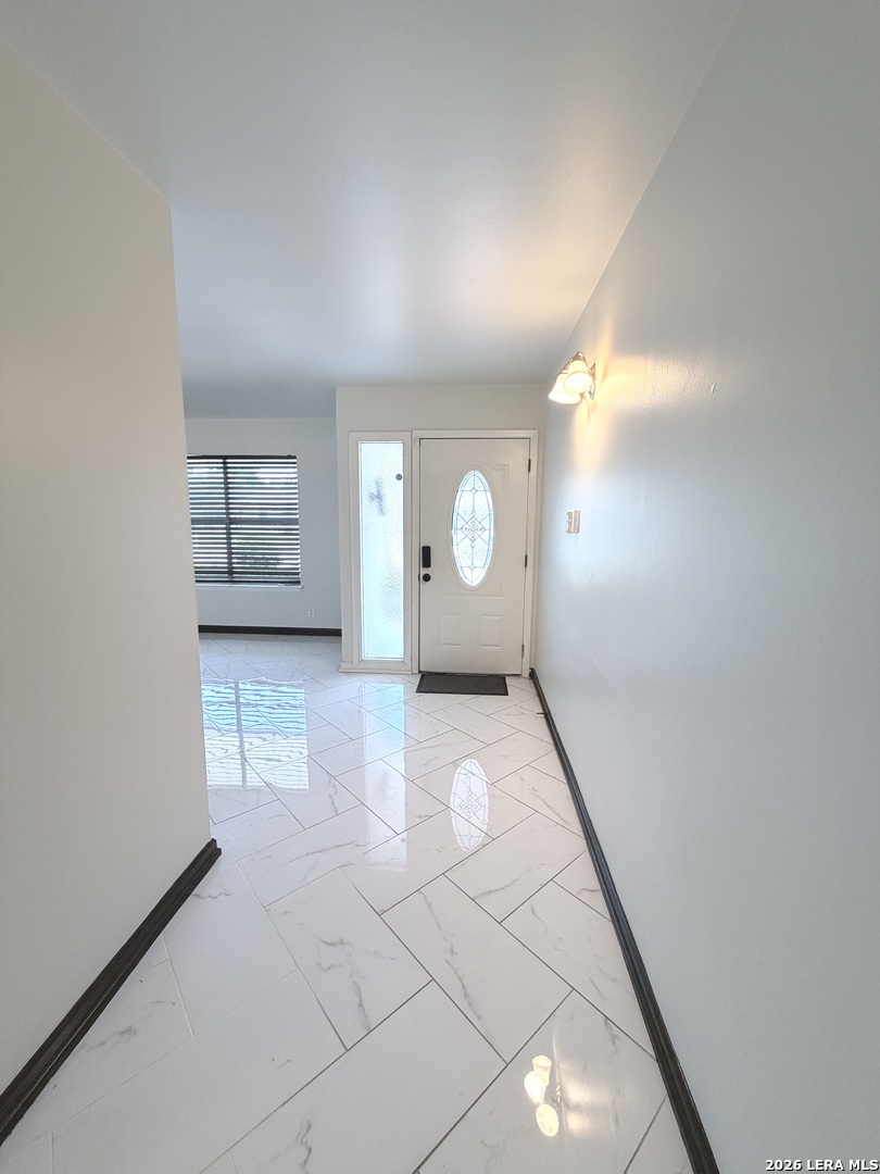 5142 Village Court San Antonio TX 78218