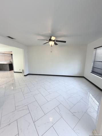 5142 Village Court San Antonio TX 78218