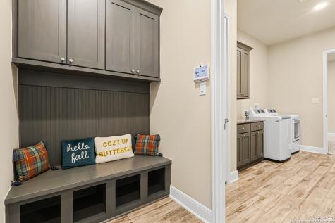 27103 Coltens Canyon San Antonio TX 78260