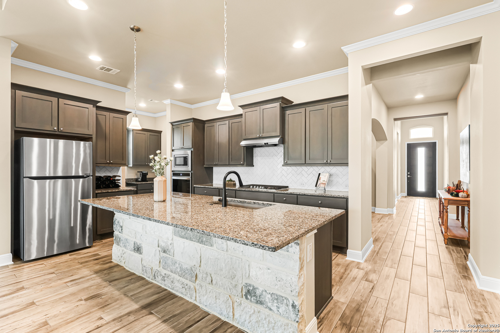 27103 Coltens Canyon San Antonio TX 78260