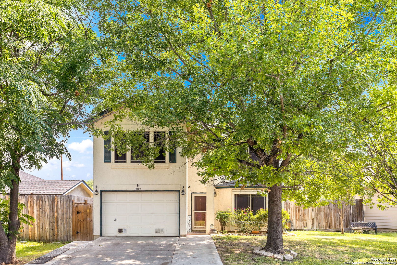 8012 Hoovers Bend San Antonio TX 78250