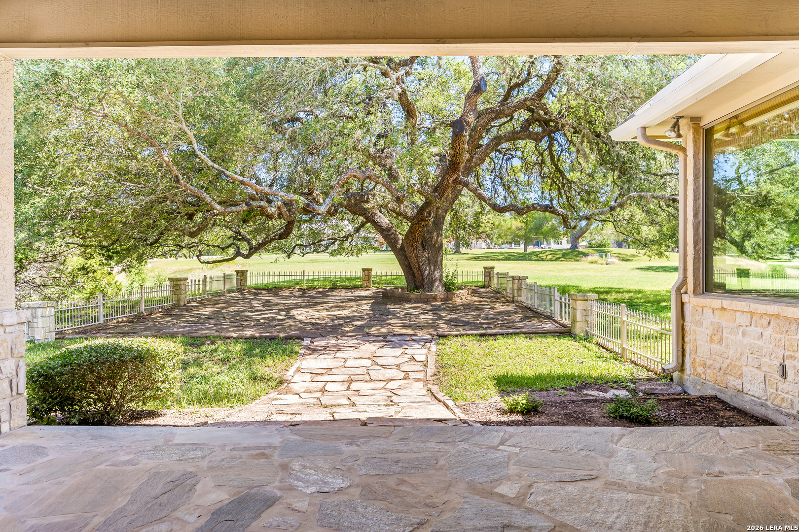 111 & 113 White Tail Drive Boerne TX 78006