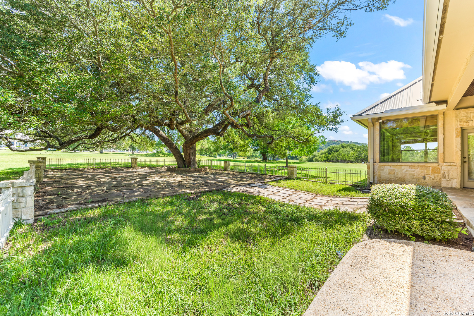 111 & 113 White Tail Drive Boerne TX 78006