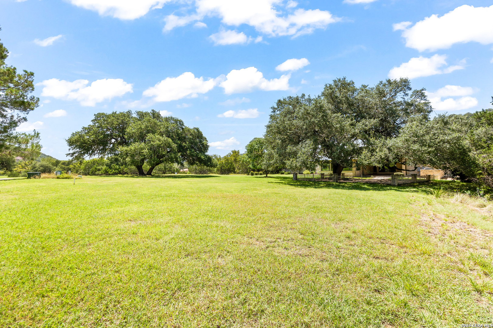 111 & 113 White Tail Drive Boerne TX 78006