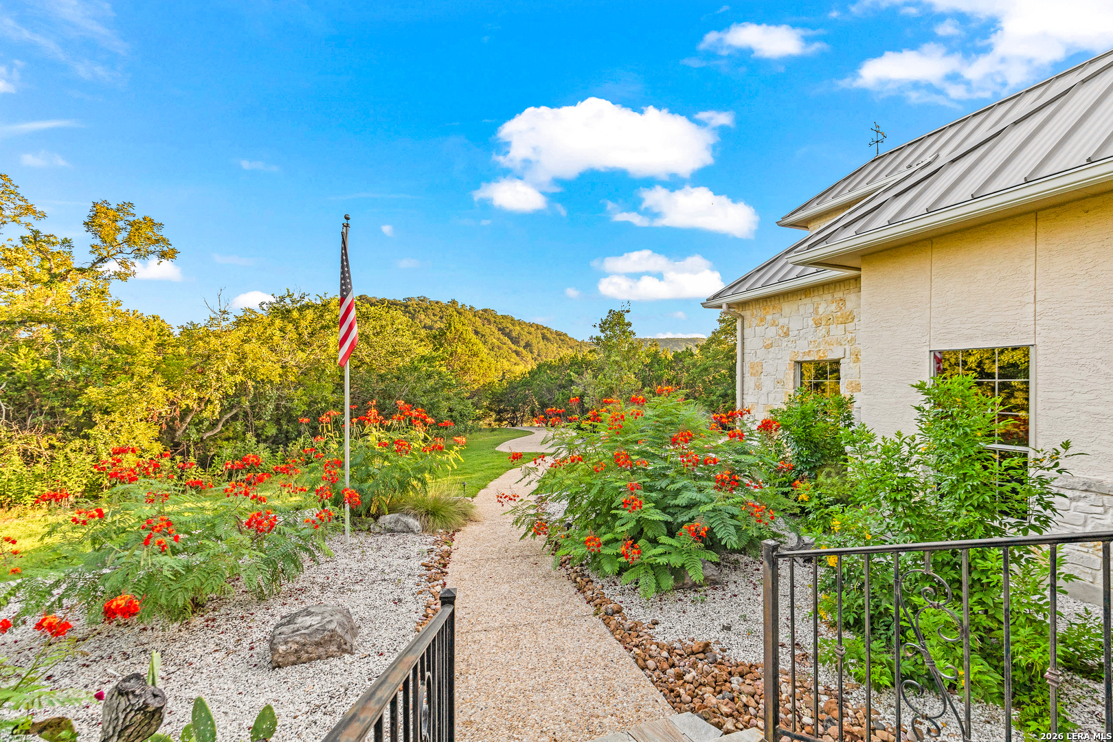 111 & 113 White Tail Drive Boerne TX 78006