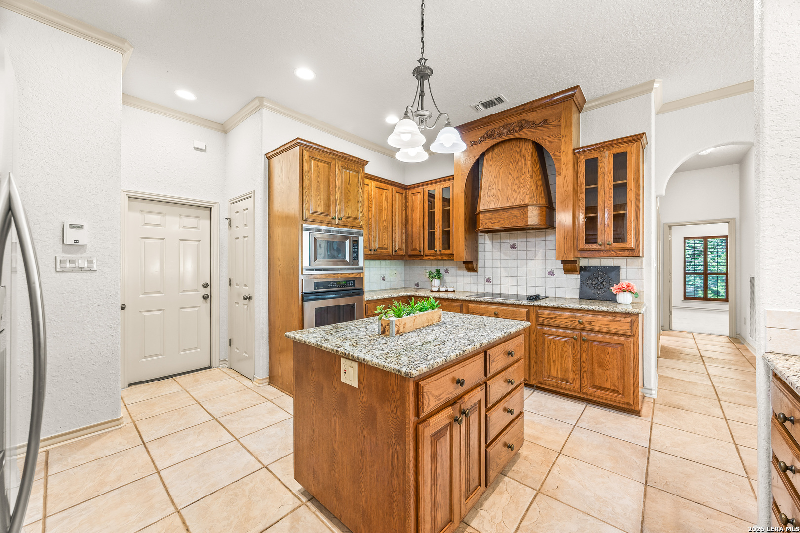 111 & 113 White Tail Drive Boerne TX 78006