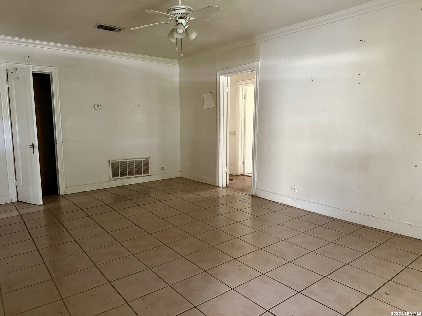 949 Aransas San Antonio TX 78210
