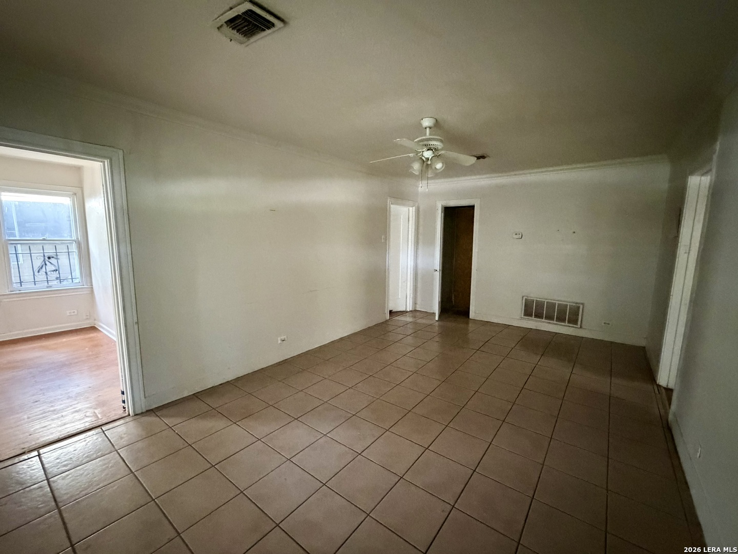 949 Aransas San Antonio TX 78210