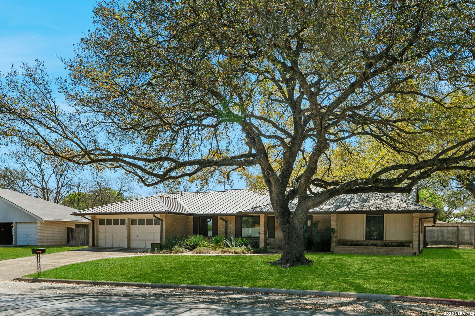 526 Crestway Drive Windcrest TX 78239