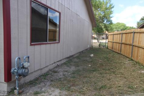 2706 Lakedon San Antonio TX 78222