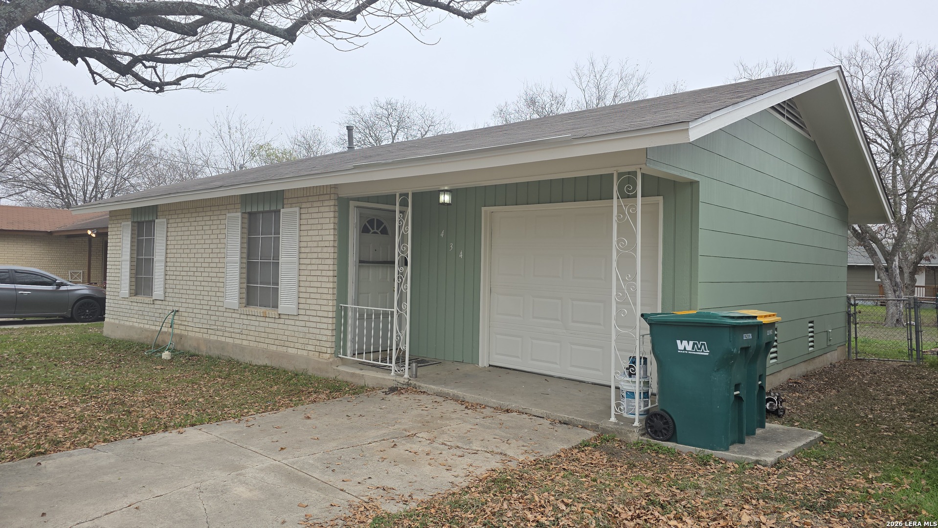434 W Byrd Boulevard Universal City TX 78148