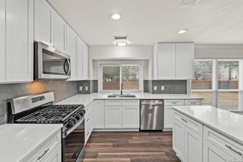 14131 Kings Meadows San Antonio TX 78231