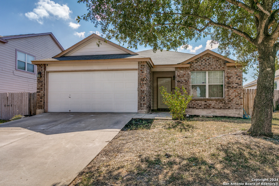 6184 Jackies Farm San Antonio TX 78244