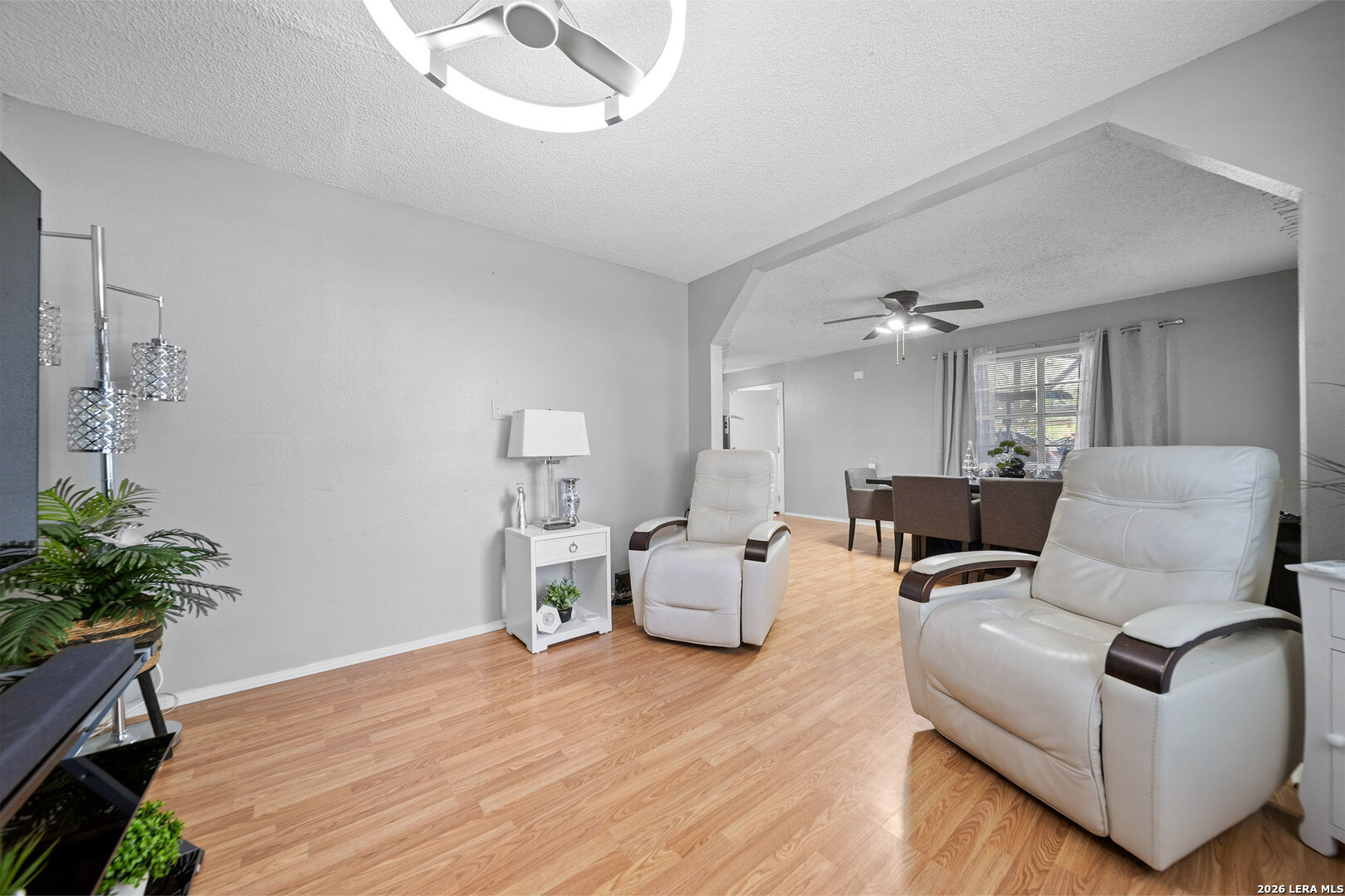 13950 Ih 35 Moore TX 78057
