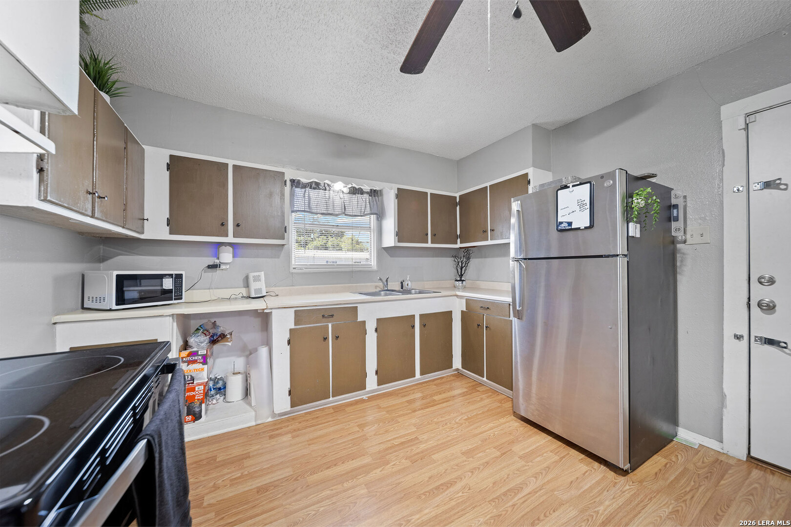 13950 Ih 35 Moore TX 78057