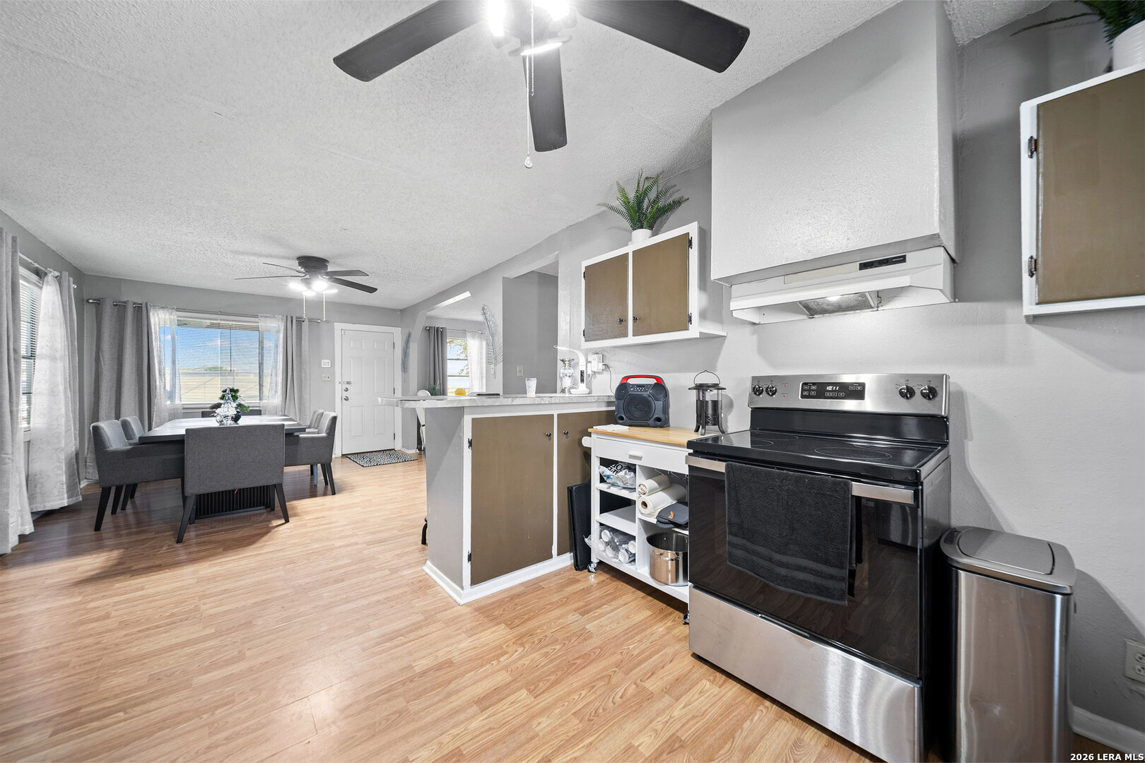 13950 Ih 35 Moore TX 78057