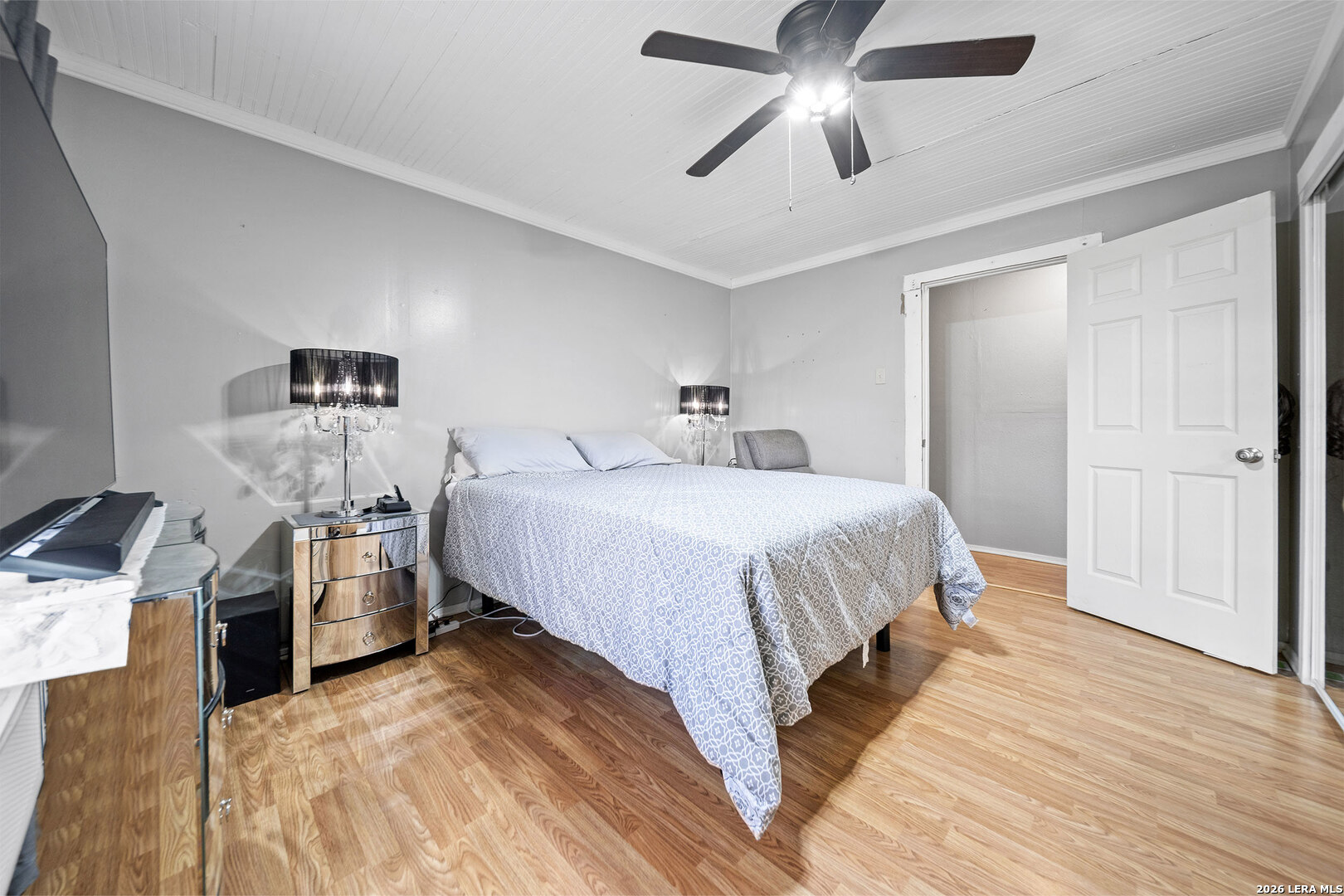 13950 Ih 35 Moore TX 78057