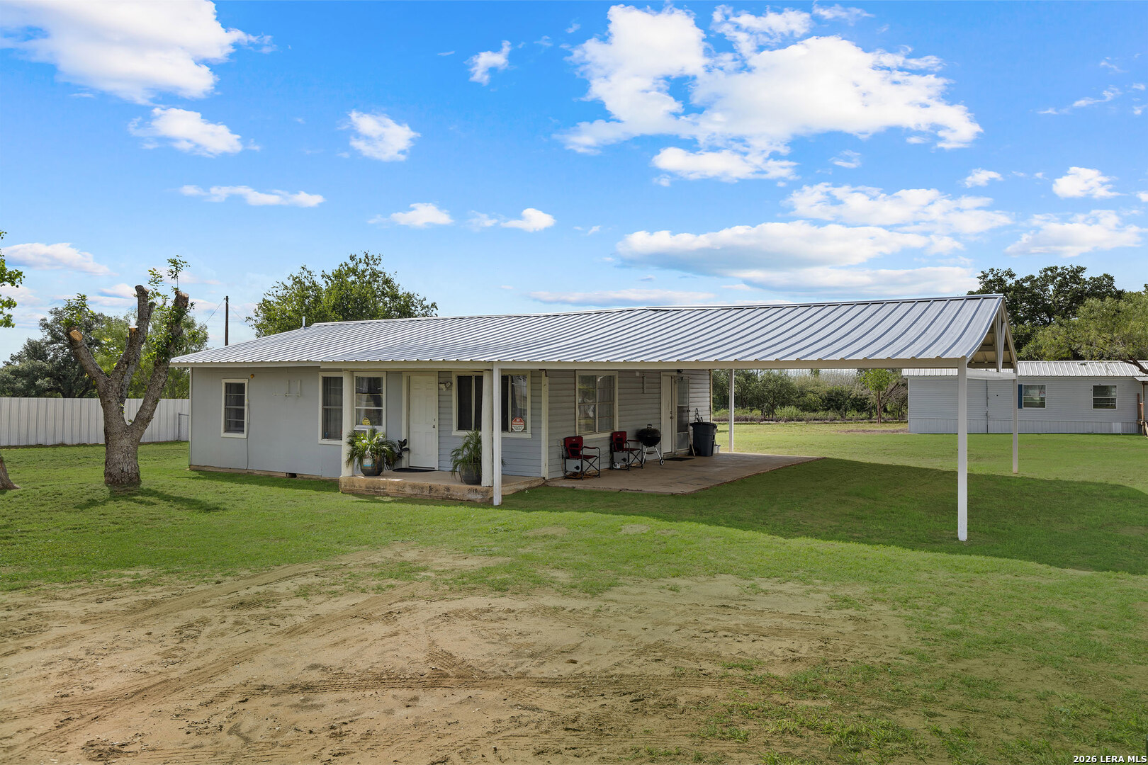 13950 Ih 35 Moore TX 78057