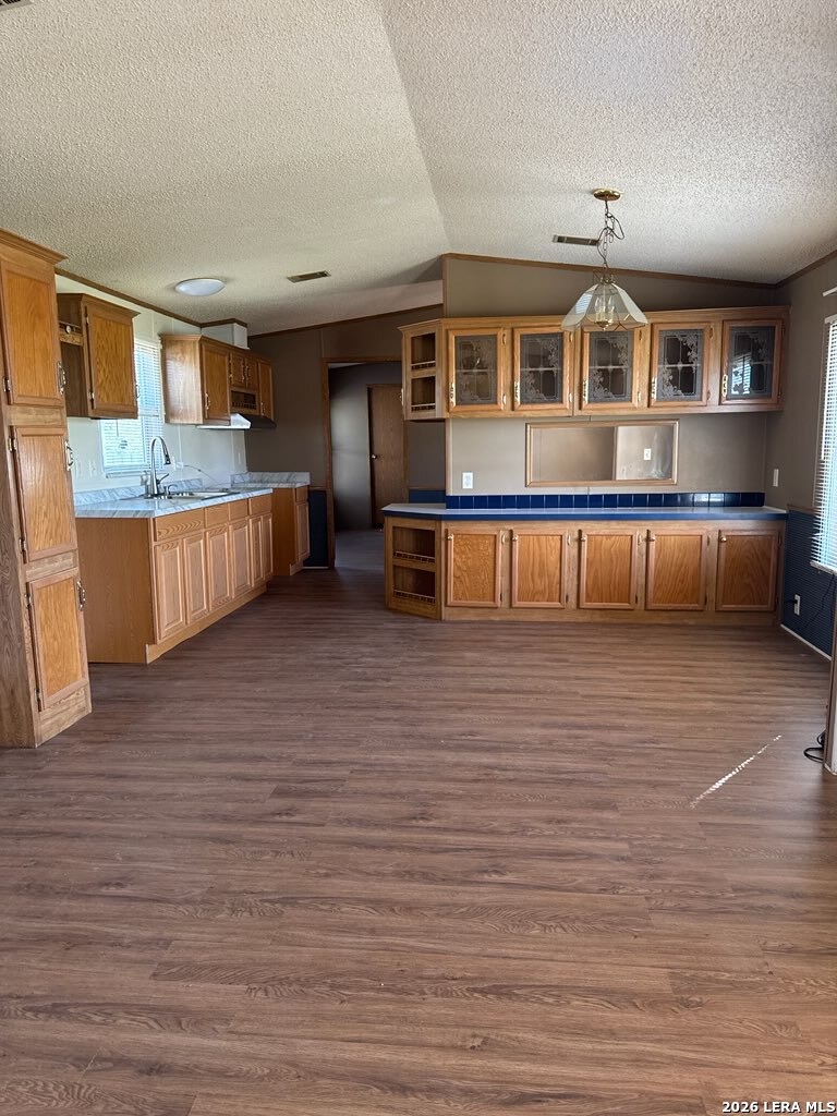 13950 Ih 35 Moore TX 78057