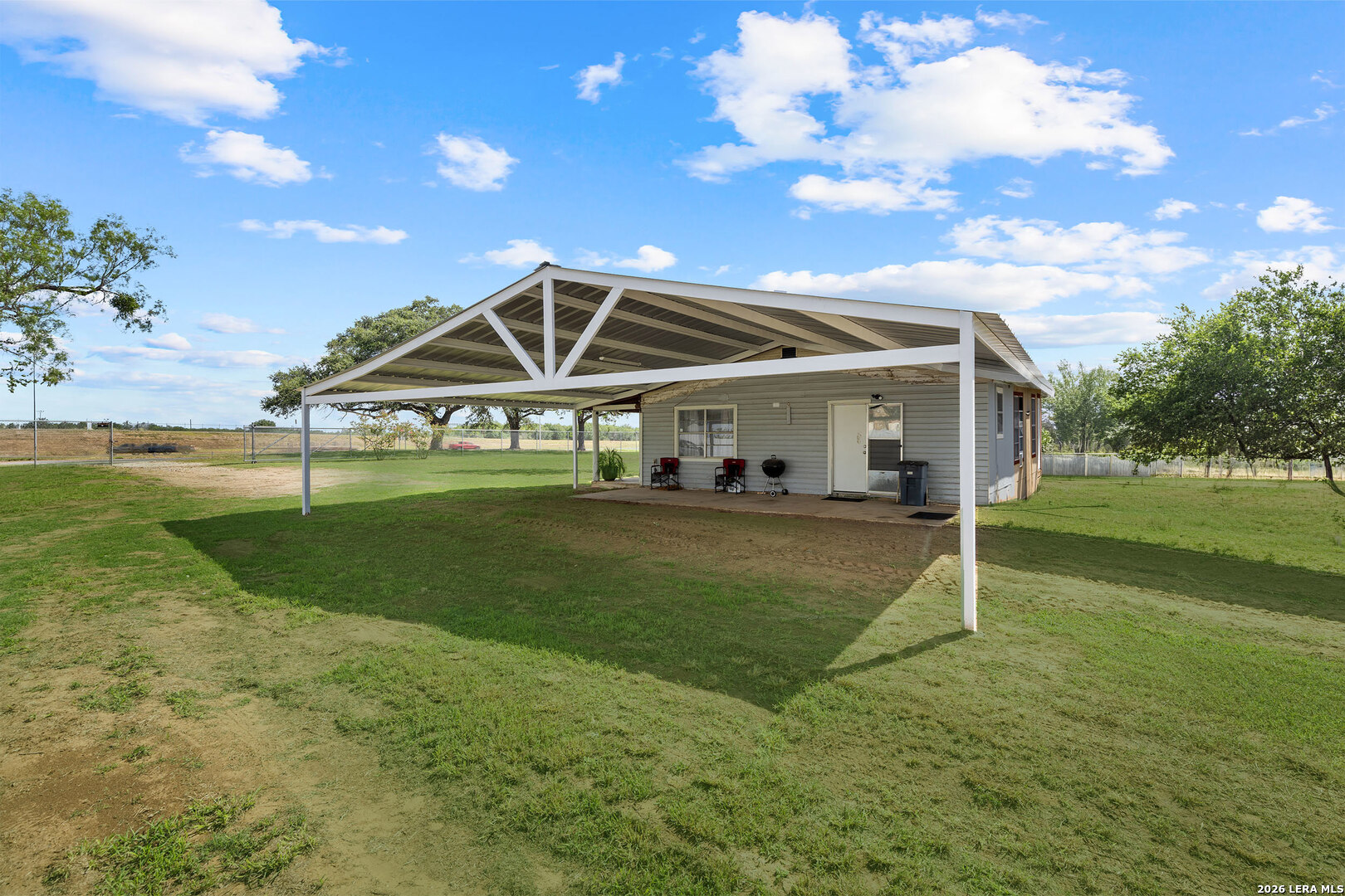 13950 Ih 35 Moore TX 78057