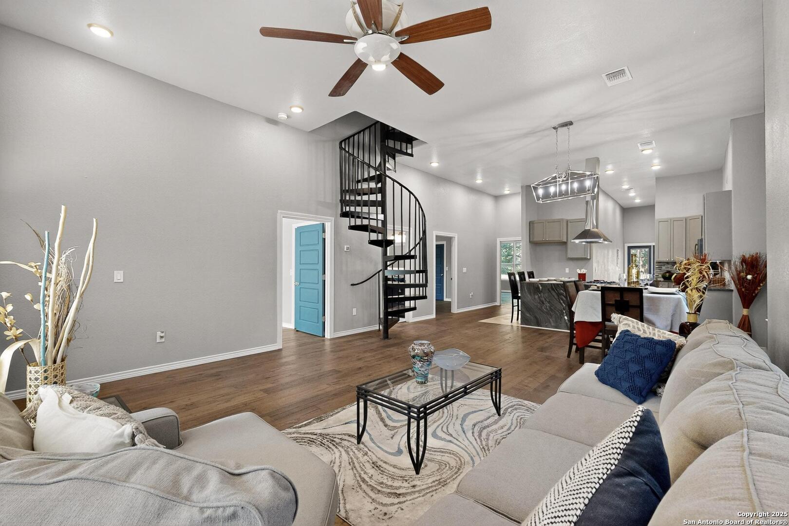 305 N Spruce San Antonio TX 78203