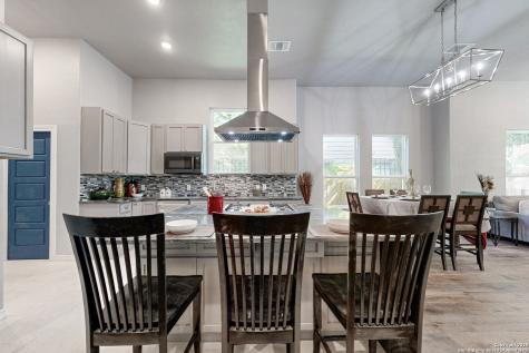 305 N Spruce San Antonio TX 78203