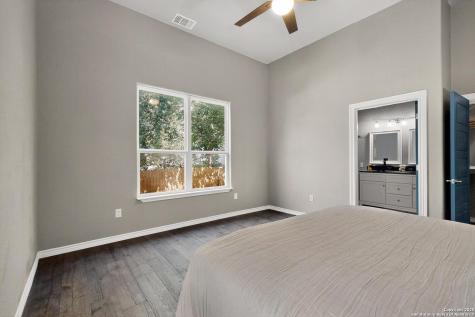 305 N Spruce San Antonio TX 78203