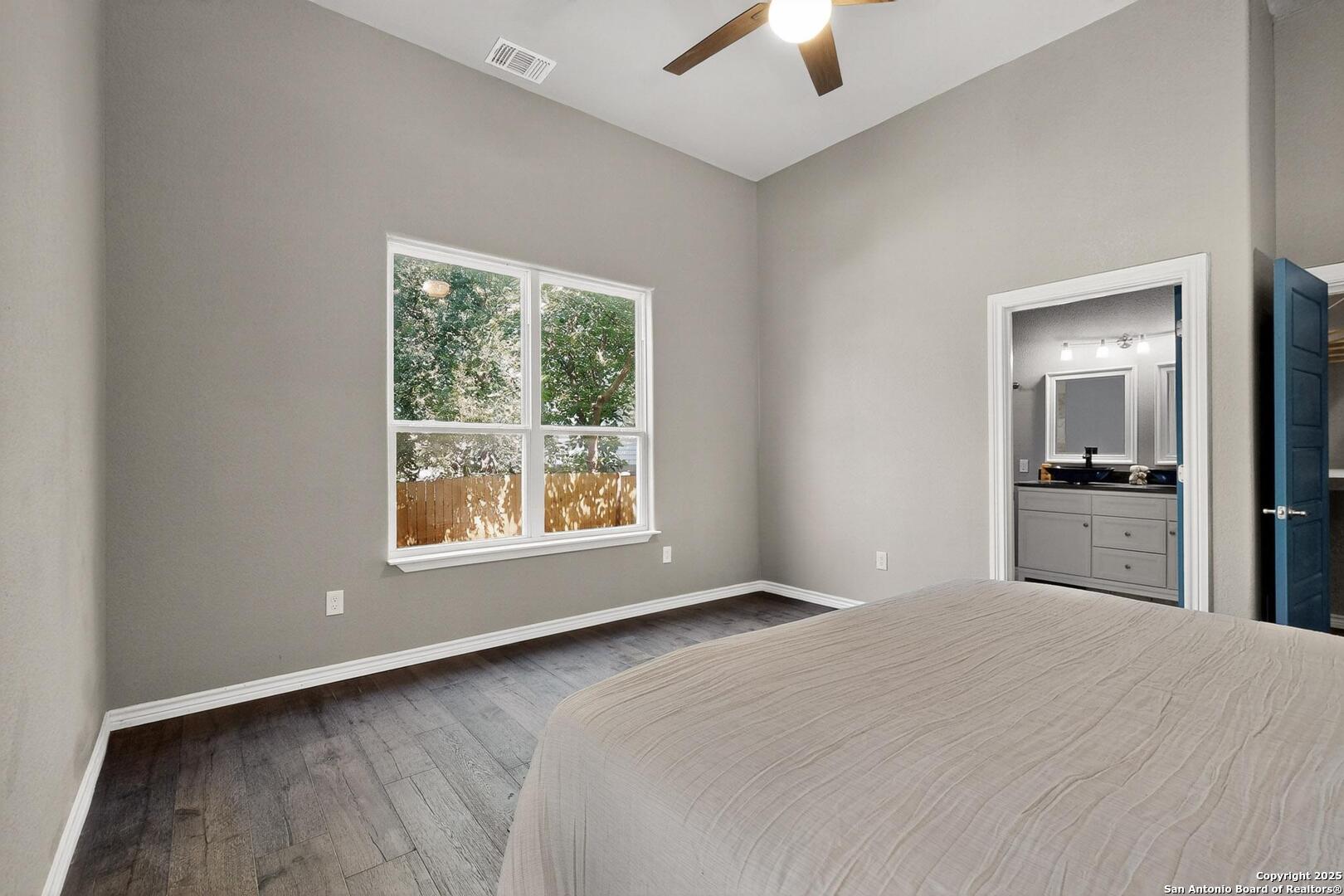 305 N Spruce San Antonio TX 78203