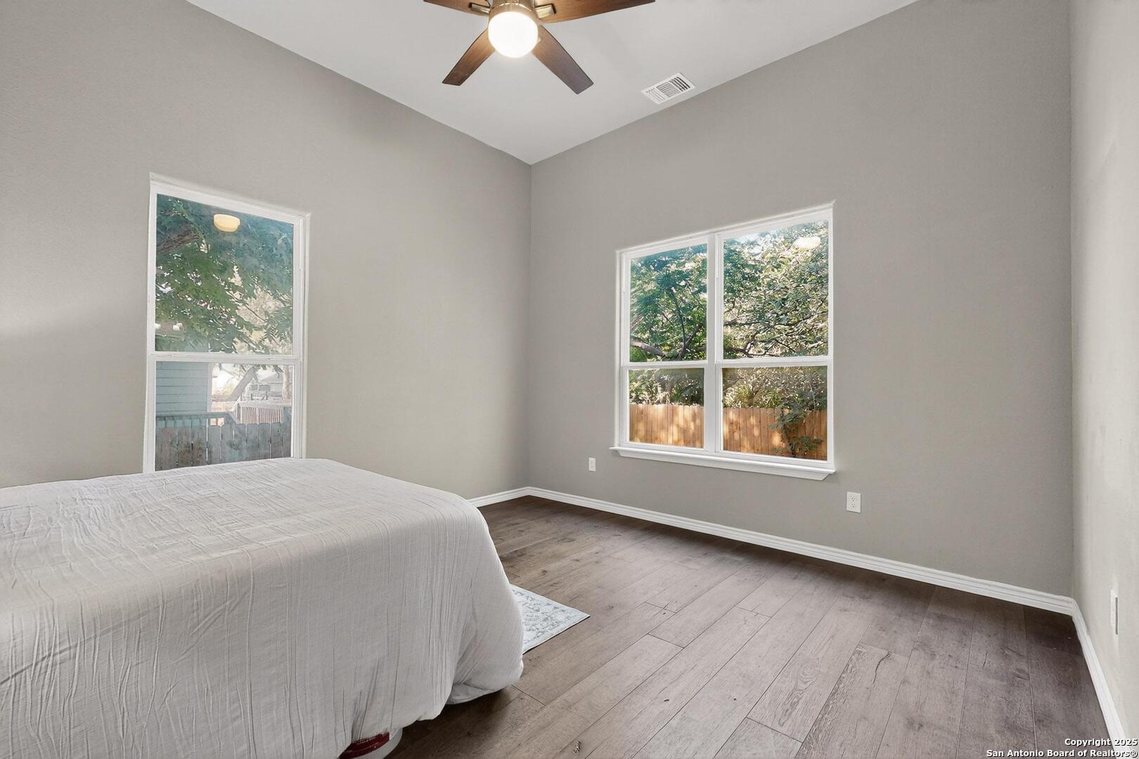 305 N Spruce San Antonio TX 78203
