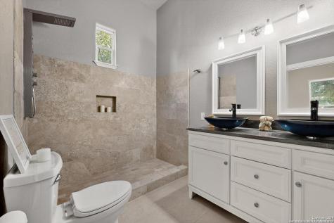 305 N Spruce San Antonio TX 78203