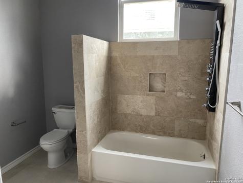 305 N Spruce San Antonio TX 78203