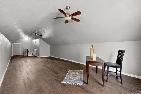 305 N Spruce San Antonio TX 78203
