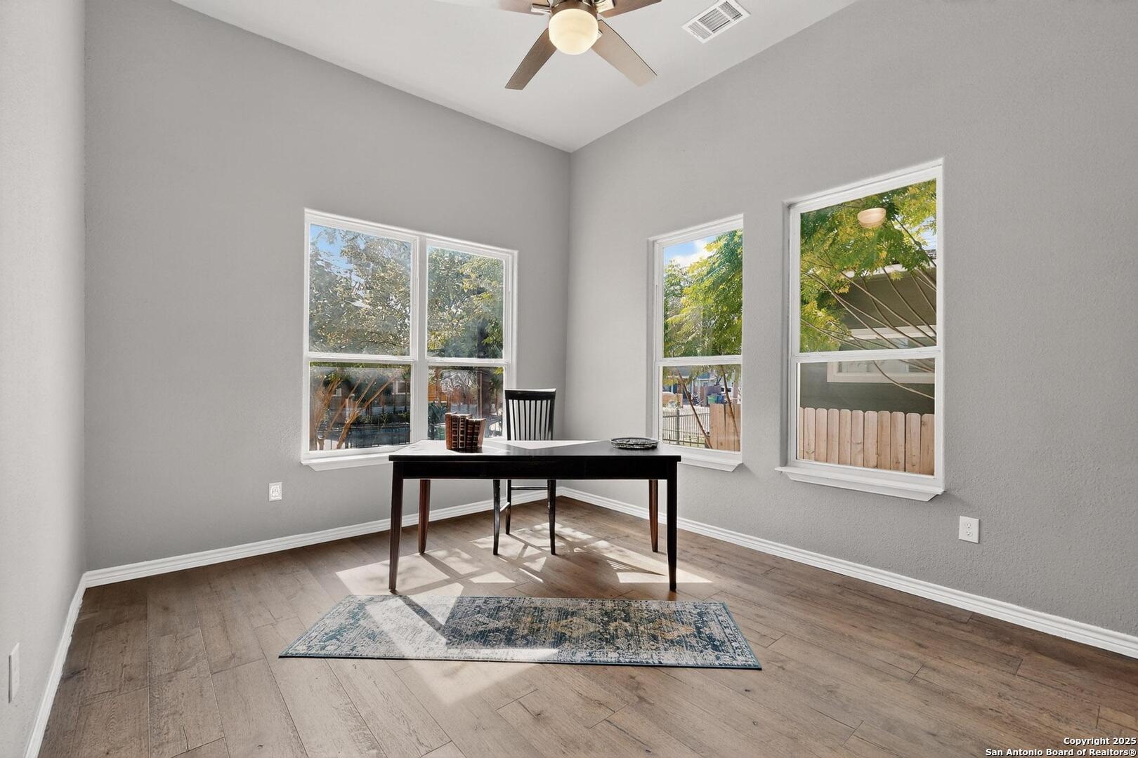 305 N Spruce San Antonio TX 78203