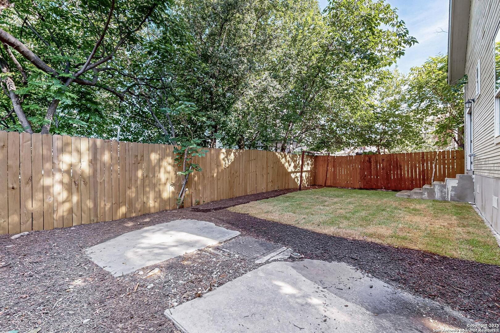 305 N Spruce San Antonio TX 78203