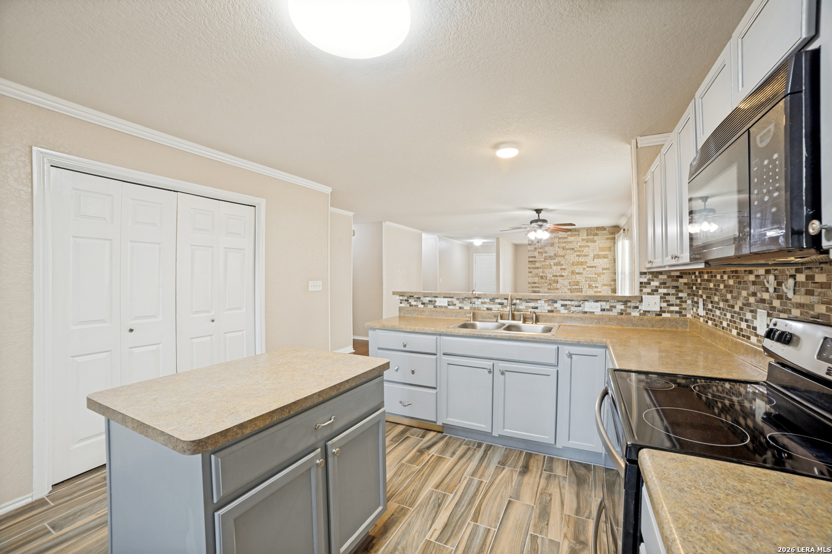 10951 Rustic Spoke San Antonio TX 78245