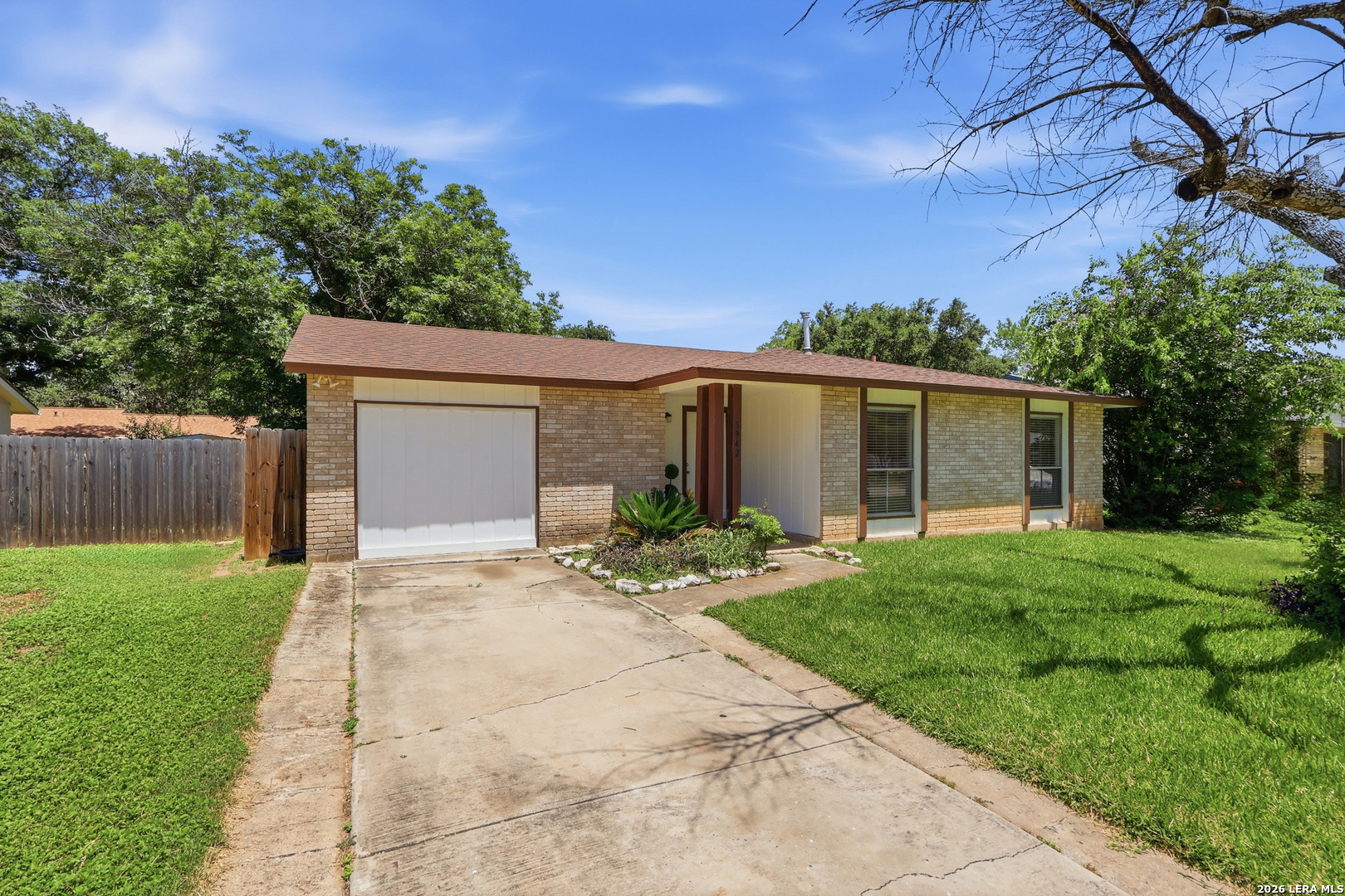 5942 Cliff Rock Drive San Antonio TX 78250