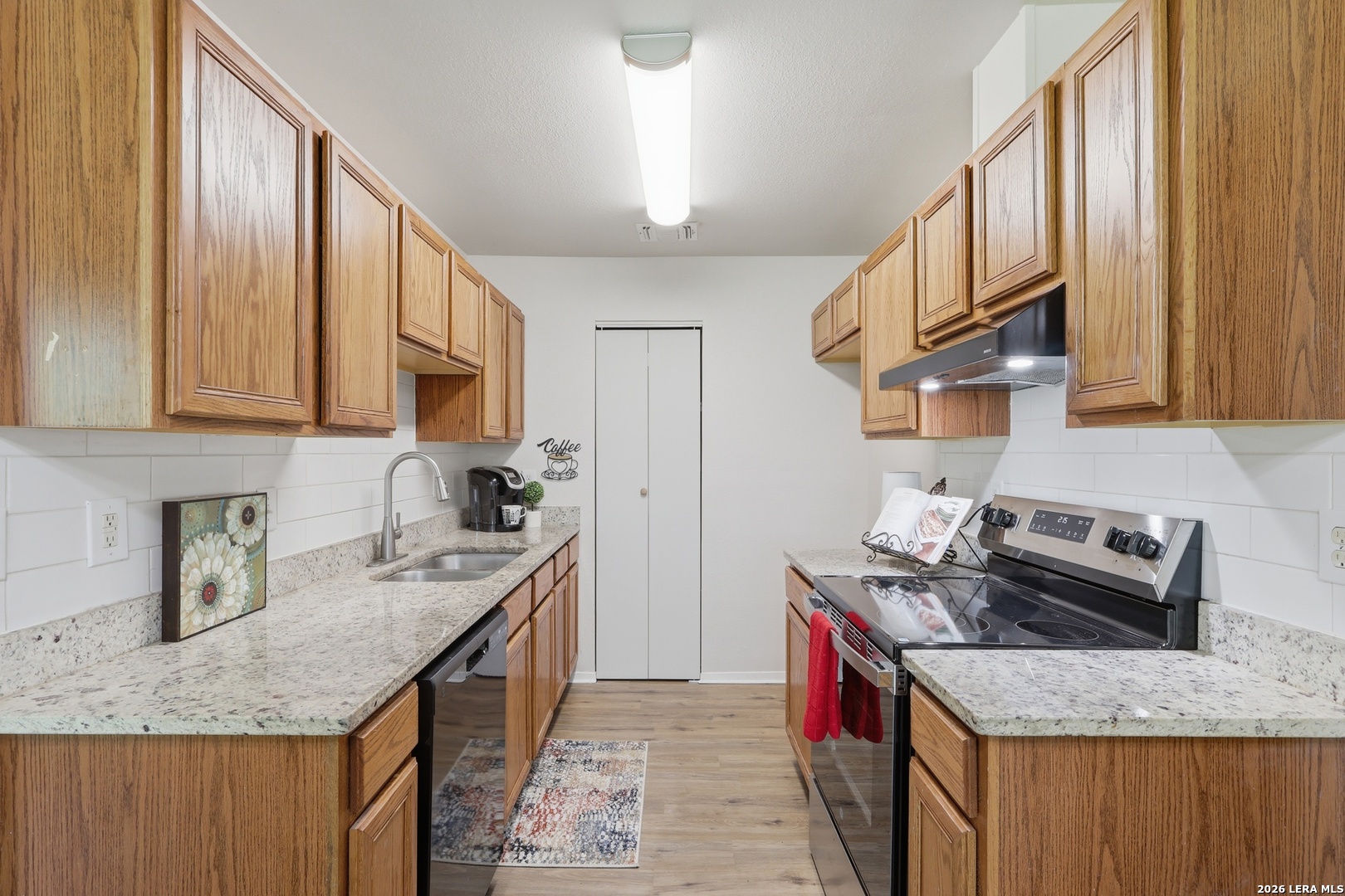 5942 Cliff Rock Drive San Antonio TX 78250