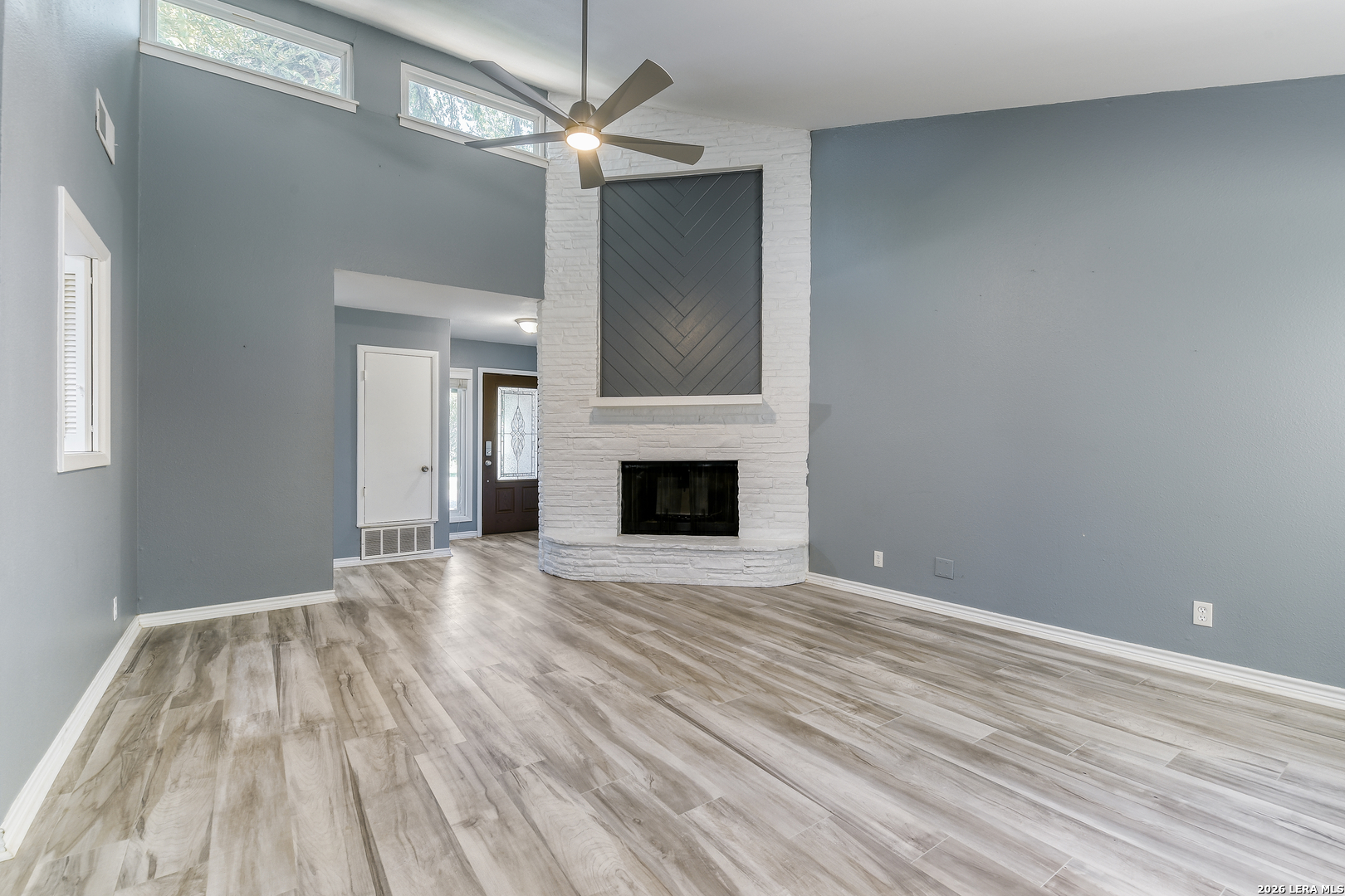 120 S Winston Lane San Antonio TX 78213