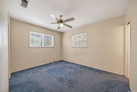 5827 Castle Brook Drive San Antonio TX 78218
