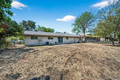 5827 Castle Brook Drive San Antonio TX 78218