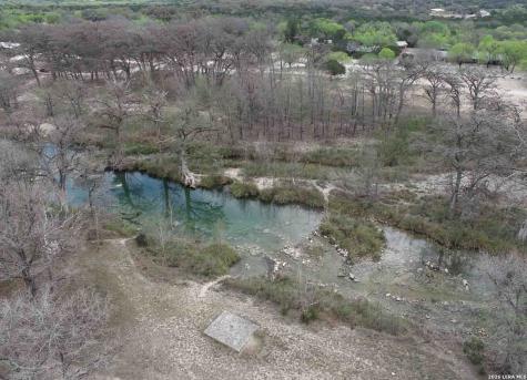 118 Skipping Stone Concan TX 78838