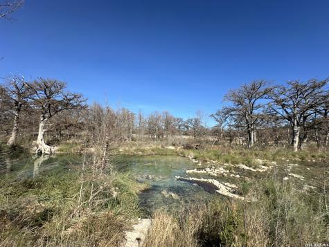 118 Skipping Stone Concan TX 78838