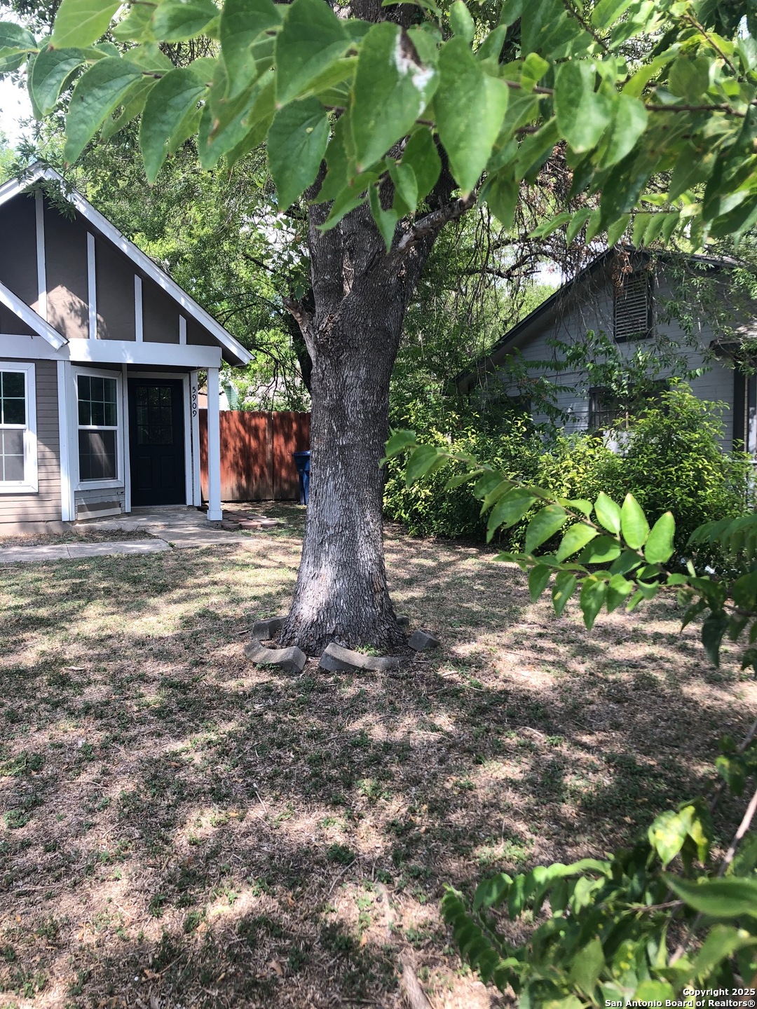 5909 Mission Sunrise San Antonio TX 78244