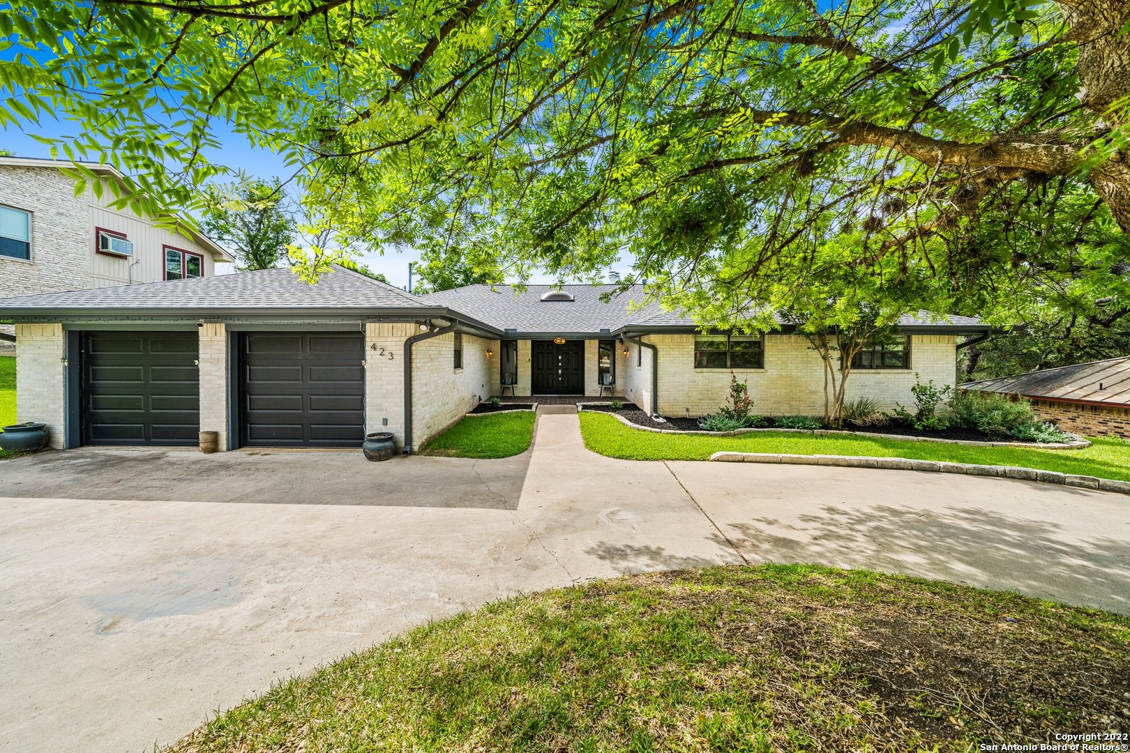 423 Crest Ridge Drive Kerrville TX 78028