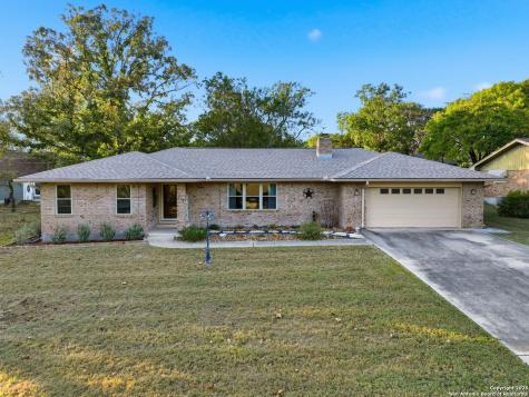 118 Timber Lane Kerrville TX 78028